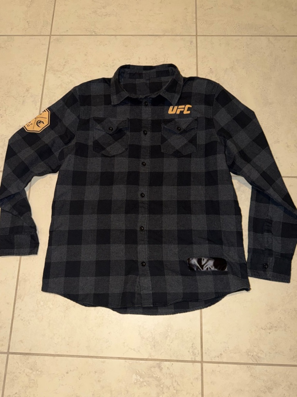 UFC 307 Salt Lake City Flannel Shirt – Grey & Black Buffalo Plaid – Size Medium